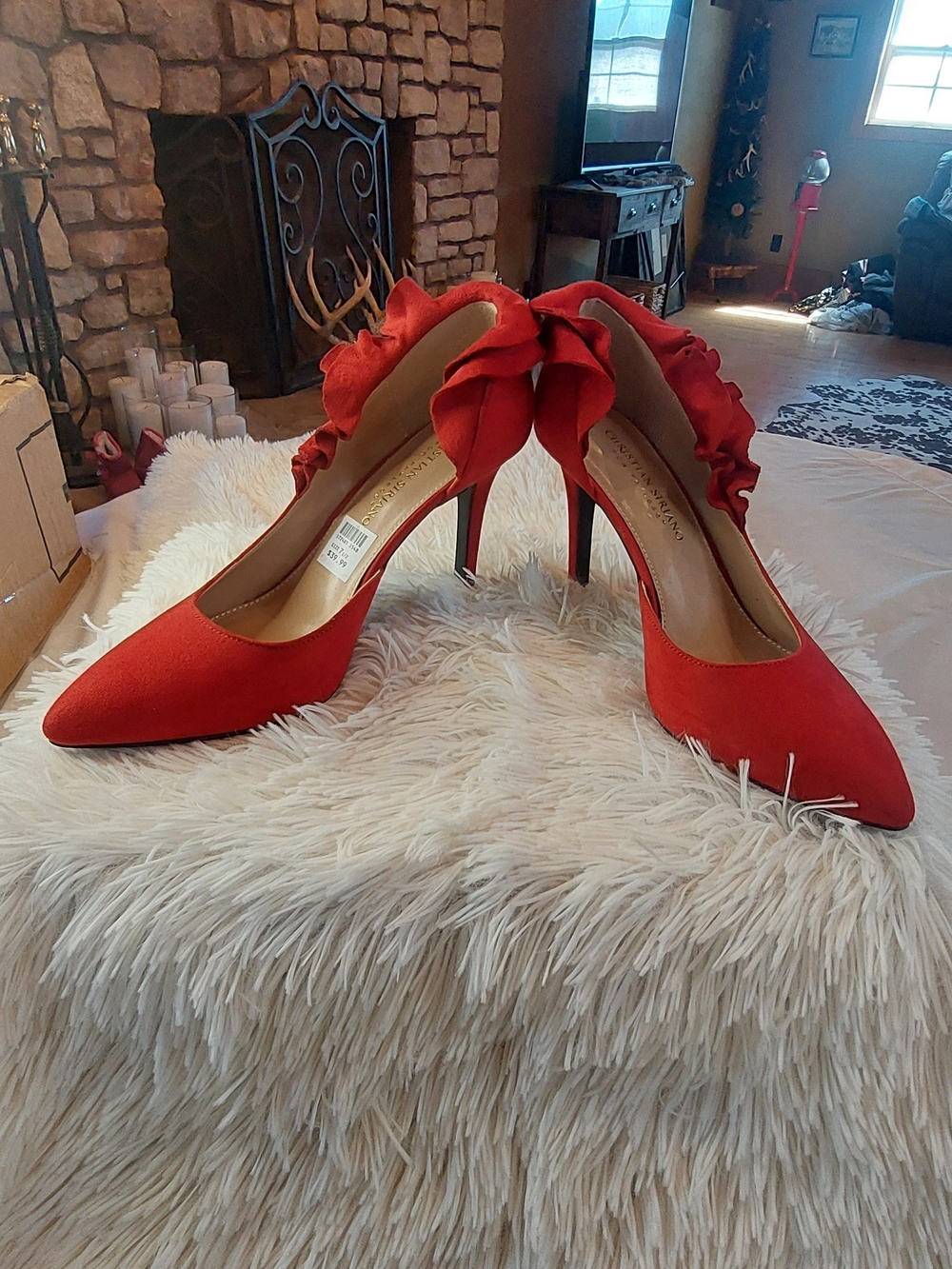 Christian Siriano Keira Red Ruffle Stiletto Heels SZ 7.5 Like New Only worn Once - Picture 3 of 9